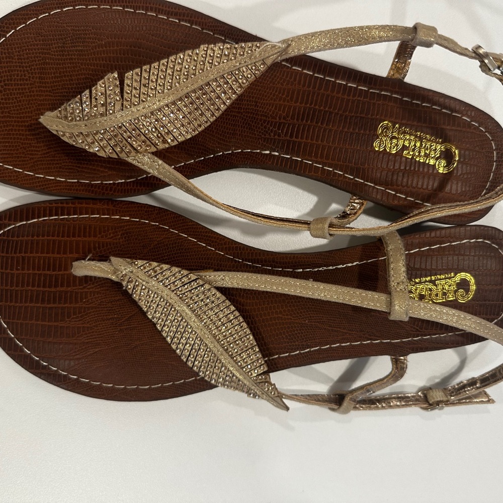 Carlos Santana Gold Leaf T-Strap Sandals 8